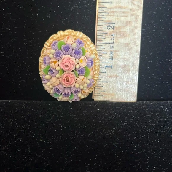 Vintage floral pin - Picture 1 of 3